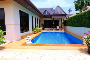 Flamingo Villa with Private Pool, near the sea ไทย日本語可
